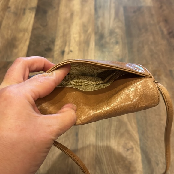 Hobo International Small Purse Leather Large Magnetic Button - Picture 11 of 11